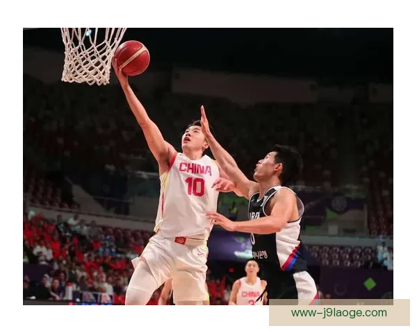 中国香港队时隔五十年重返亚洲杯 顽强拼搏挑战强敌伊朗